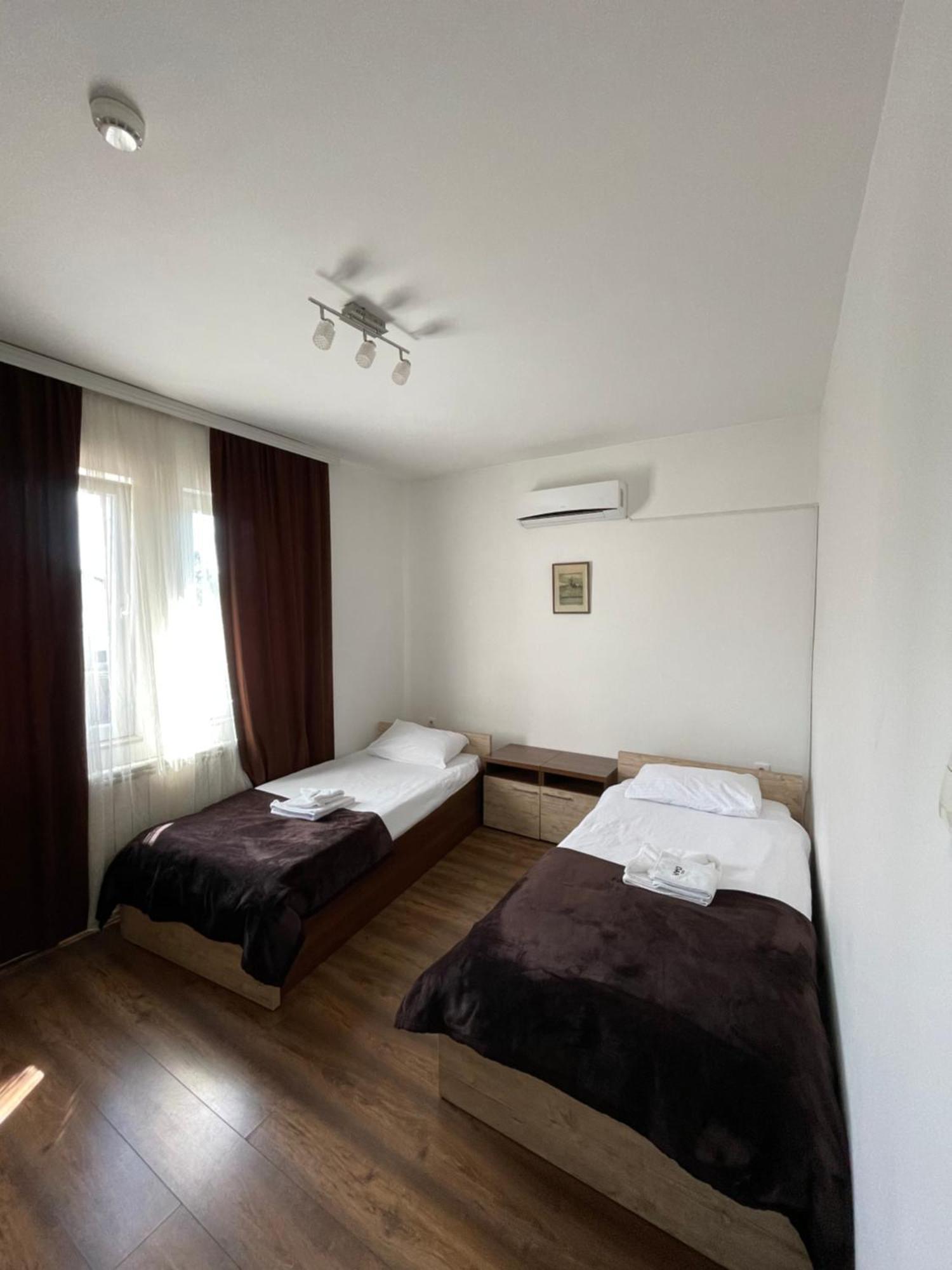Motel & Restaurant Dar โนวีปาซาร์ ภายนอก รูปภาพ