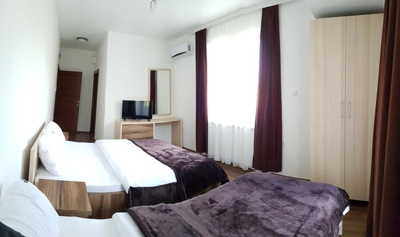 Motel & Restaurant Dar โนวีปาซาร์ ภายนอก รูปภาพ