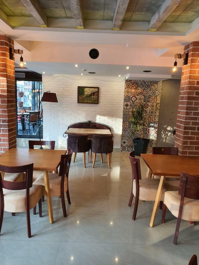 Motel & Restaurant Dar โนวีปาซาร์ ภายนอก รูปภาพ