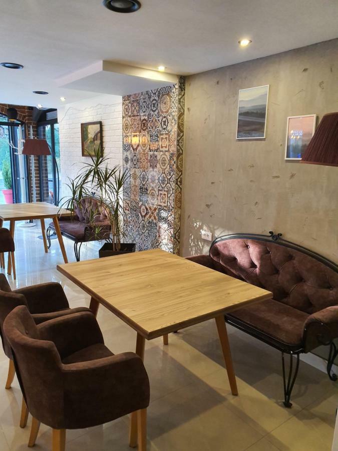 Motel & Restaurant Dar โนวีปาซาร์ ภายนอก รูปภาพ